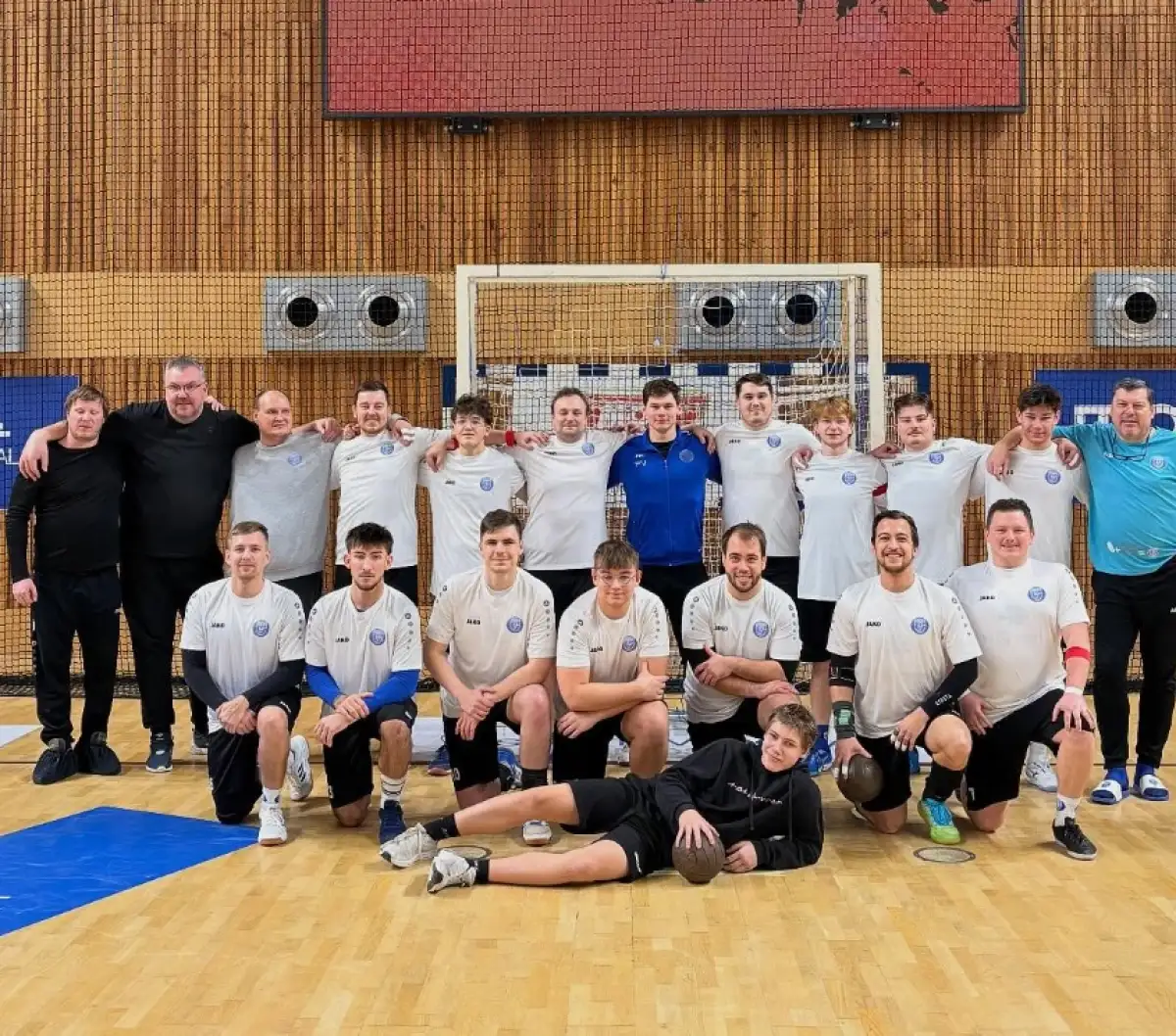 Muži postupují do semifinále ČP !!