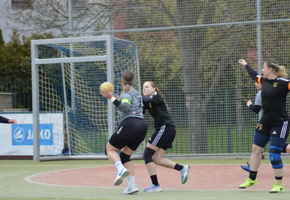 Baník Most NH - KNH Litvínov (Ženy)